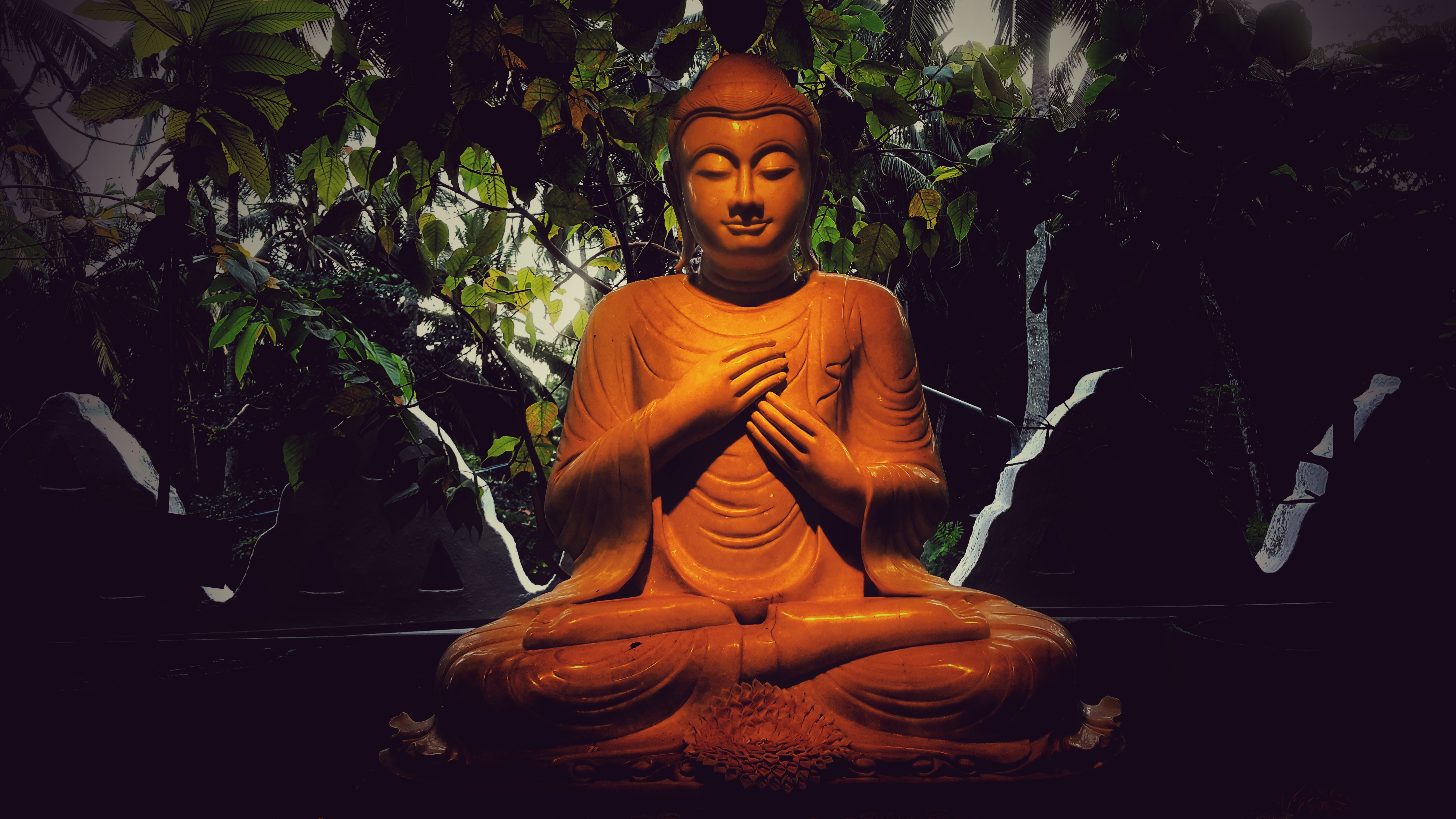 buddhiststatue.jpg